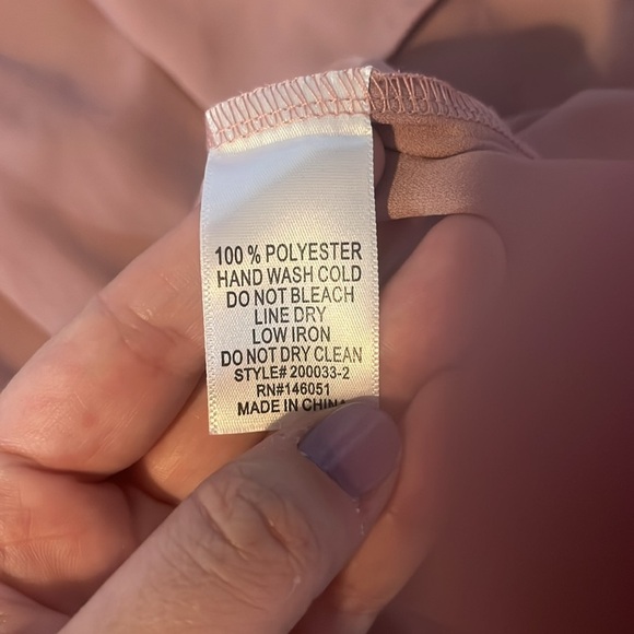 Monteau Los Angeles ruffled sleeve top new with tags - Picture 2 of 5